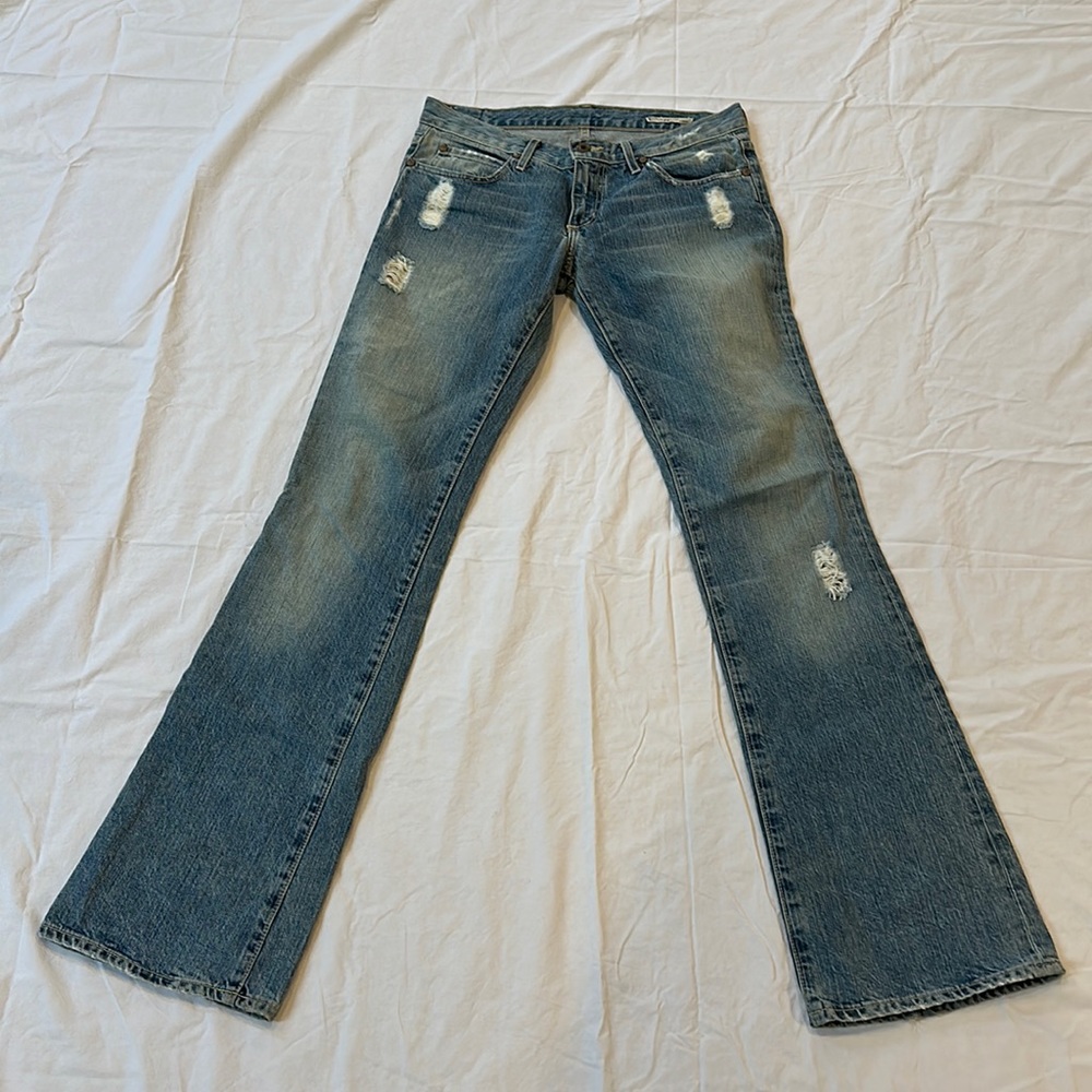 Chip & Peoper Women's bootcut jeans. Size 29 x 33. Sunset pocket detail.